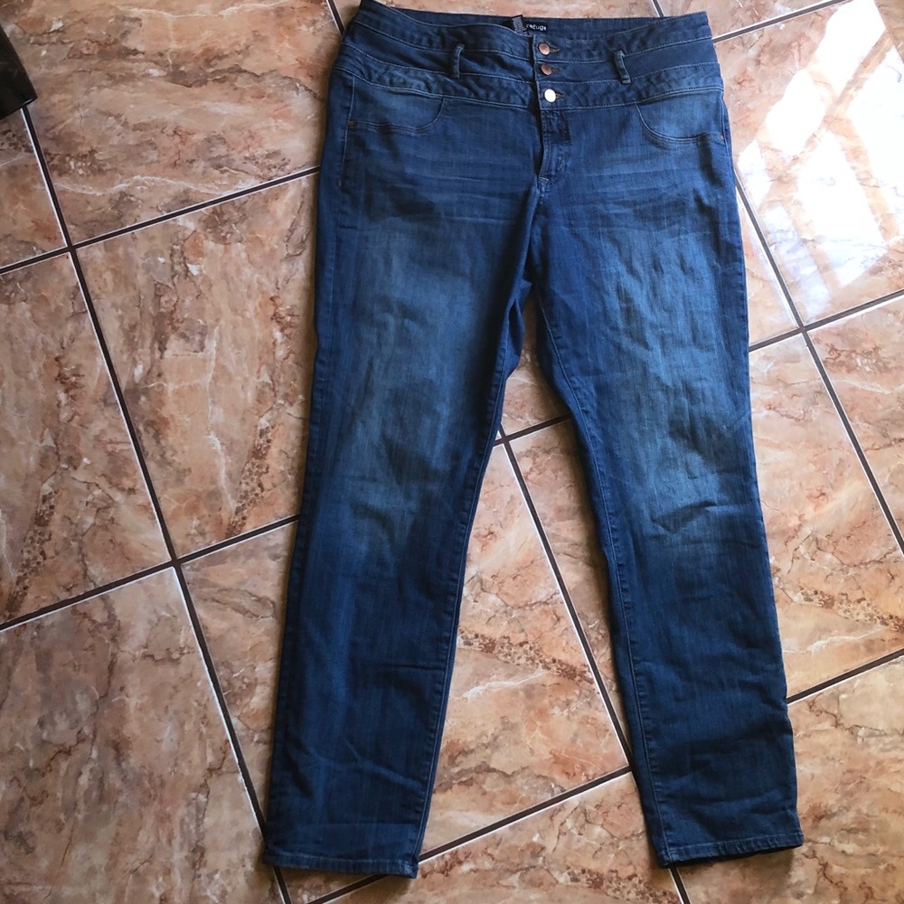 Plus size 16 refuge Charlotte Russe skinny jeans